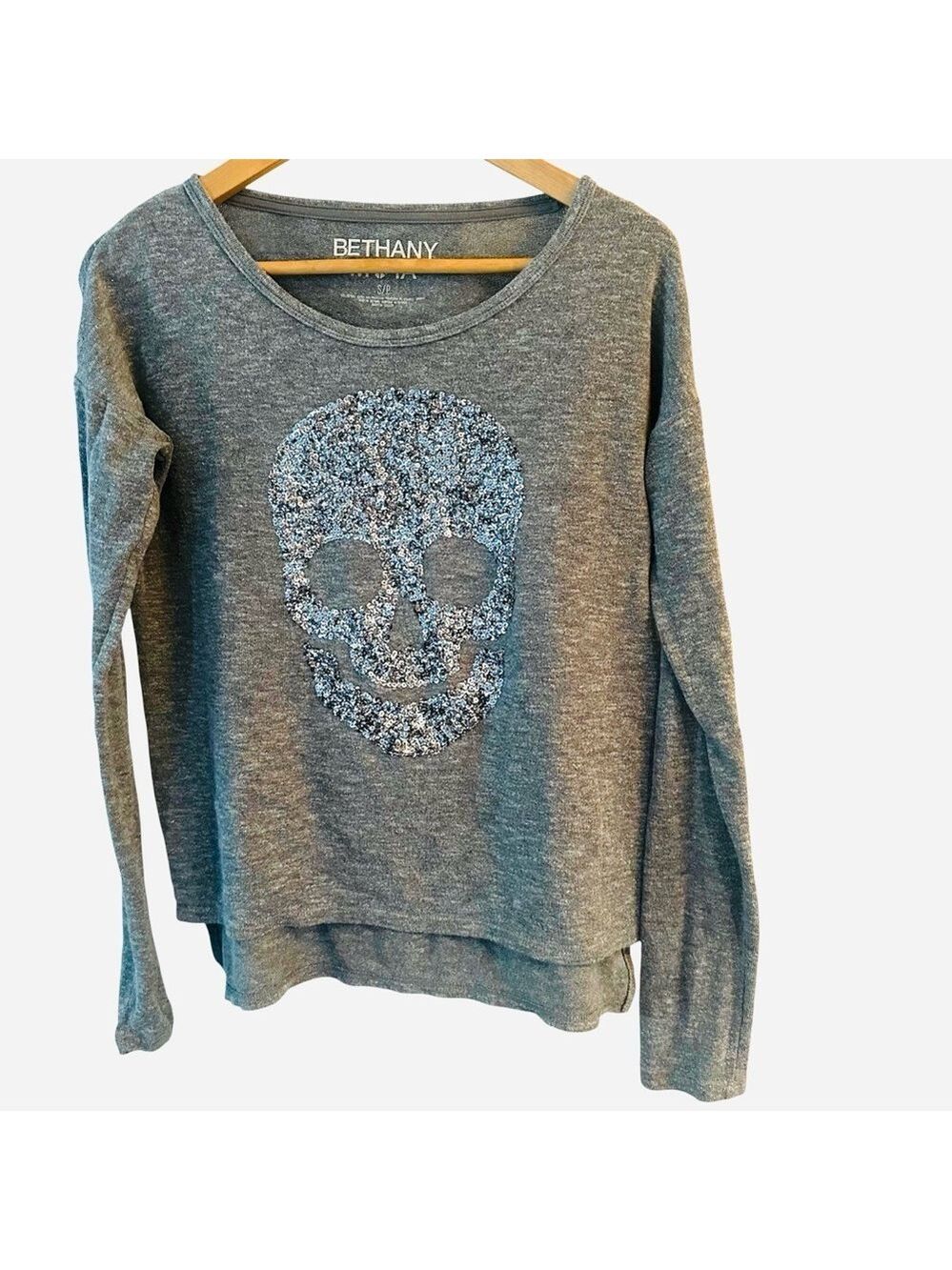 BETHANY MOTA Sequined Skull shirt Grey/Silver Fairy Goth, Skull Halloween, sz sm